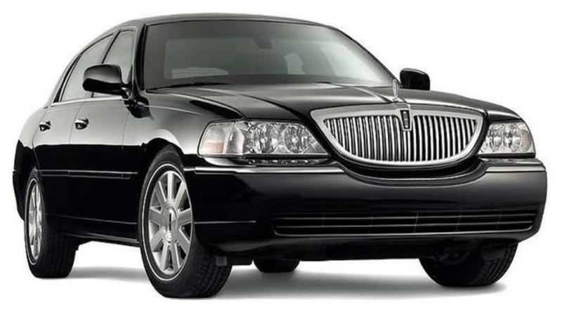 wainscott town car to jfk airport